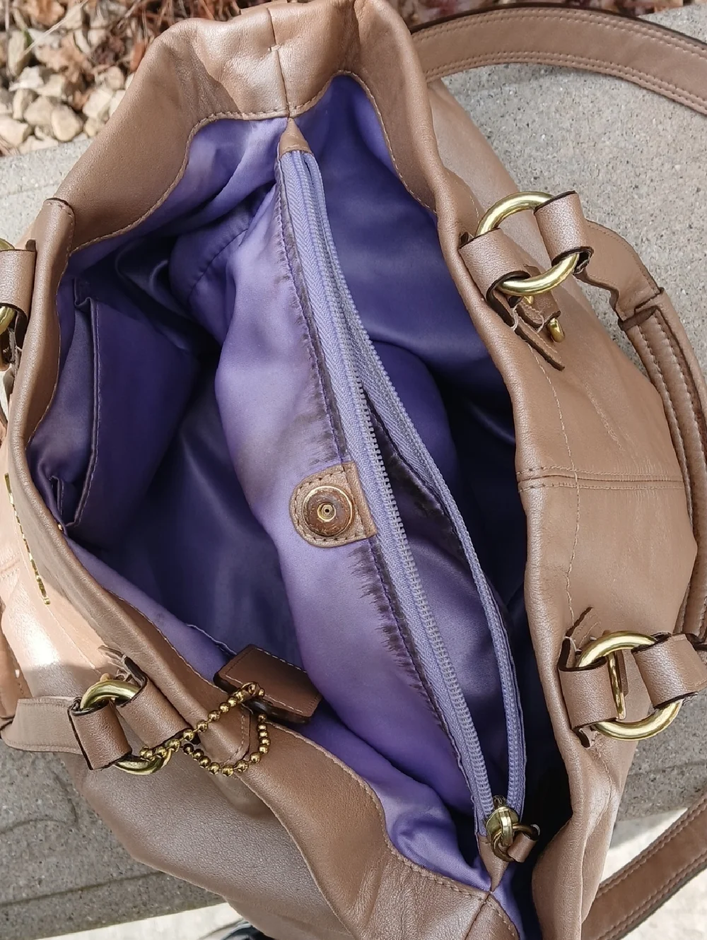 Coach ASHLEY CARRYALL LEATJER BAG F15513